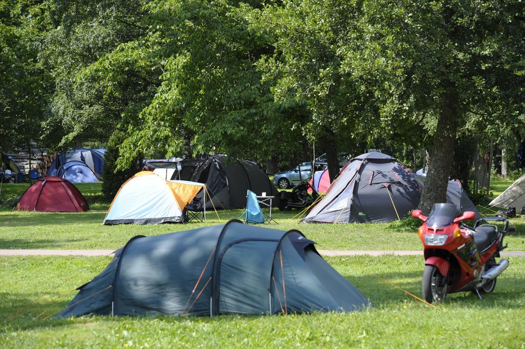 Groena Uddens Camping Мариехамн Екстериор снимка