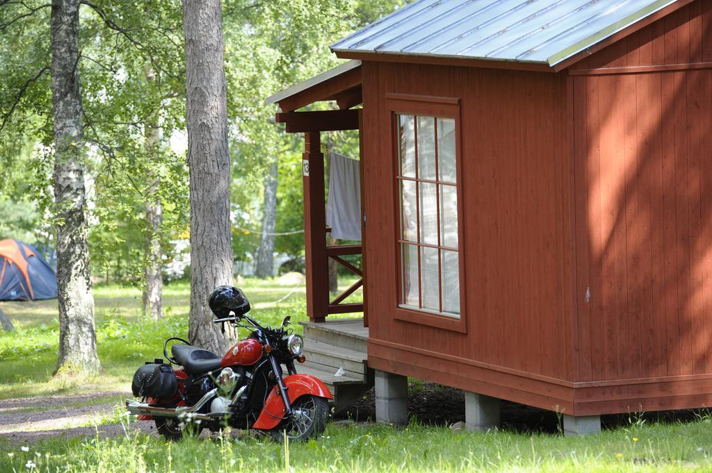 Groena Uddens Camping Мариехамн Екстериор снимка